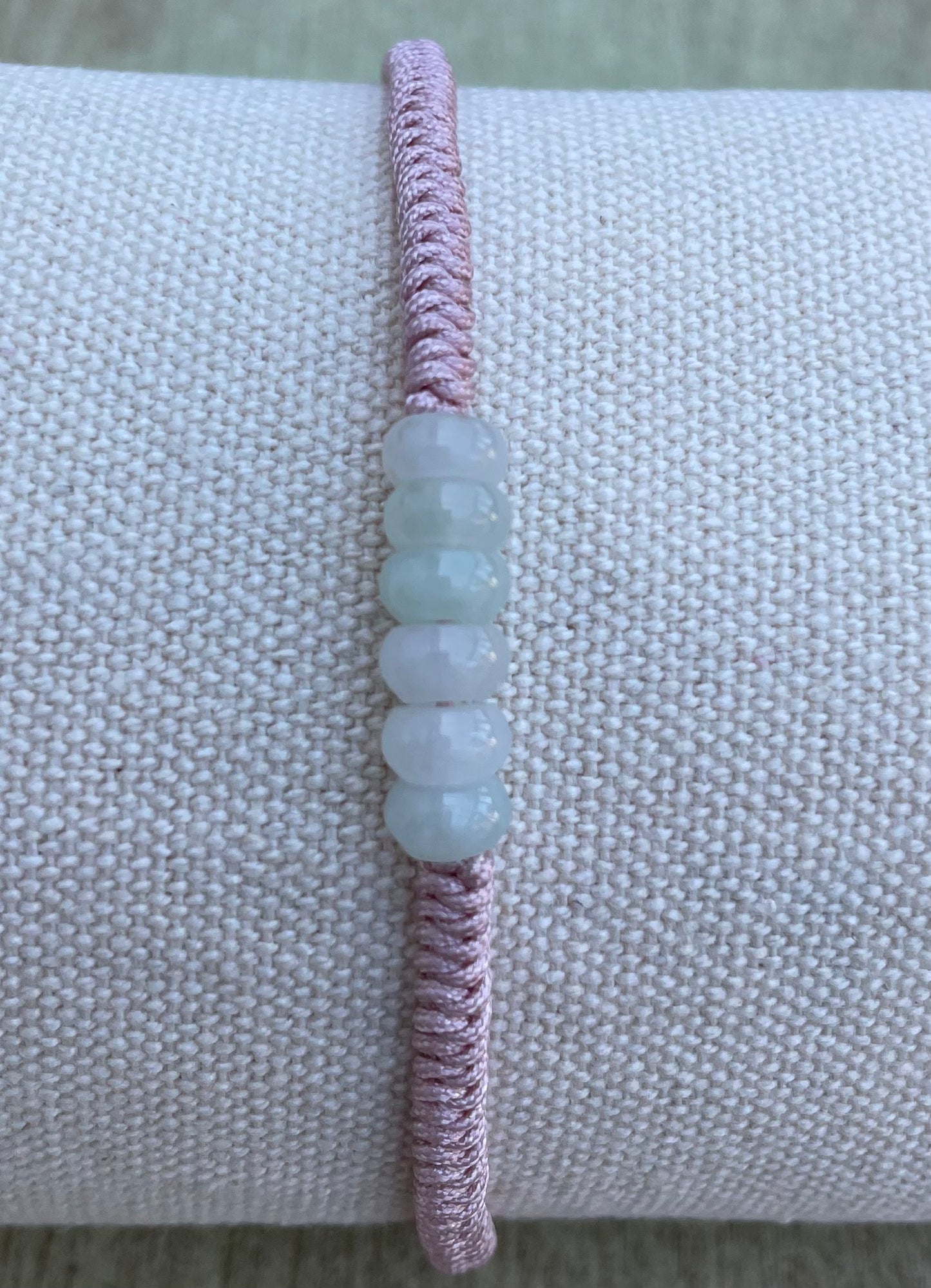 Handmade bracelet with ice jade beads
