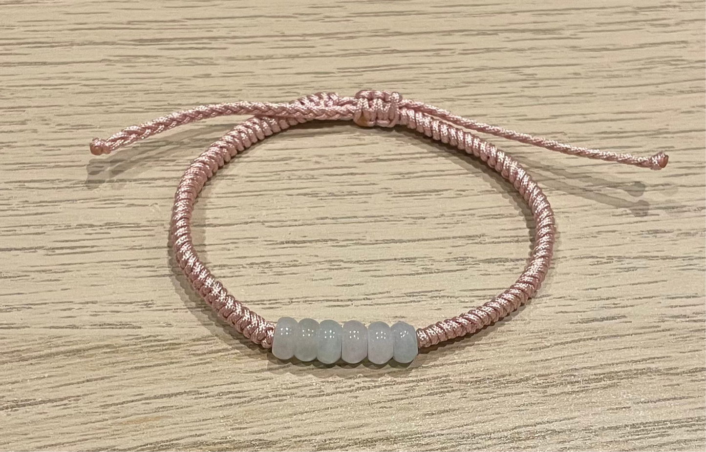 Handmade bracelet with ice jade beads