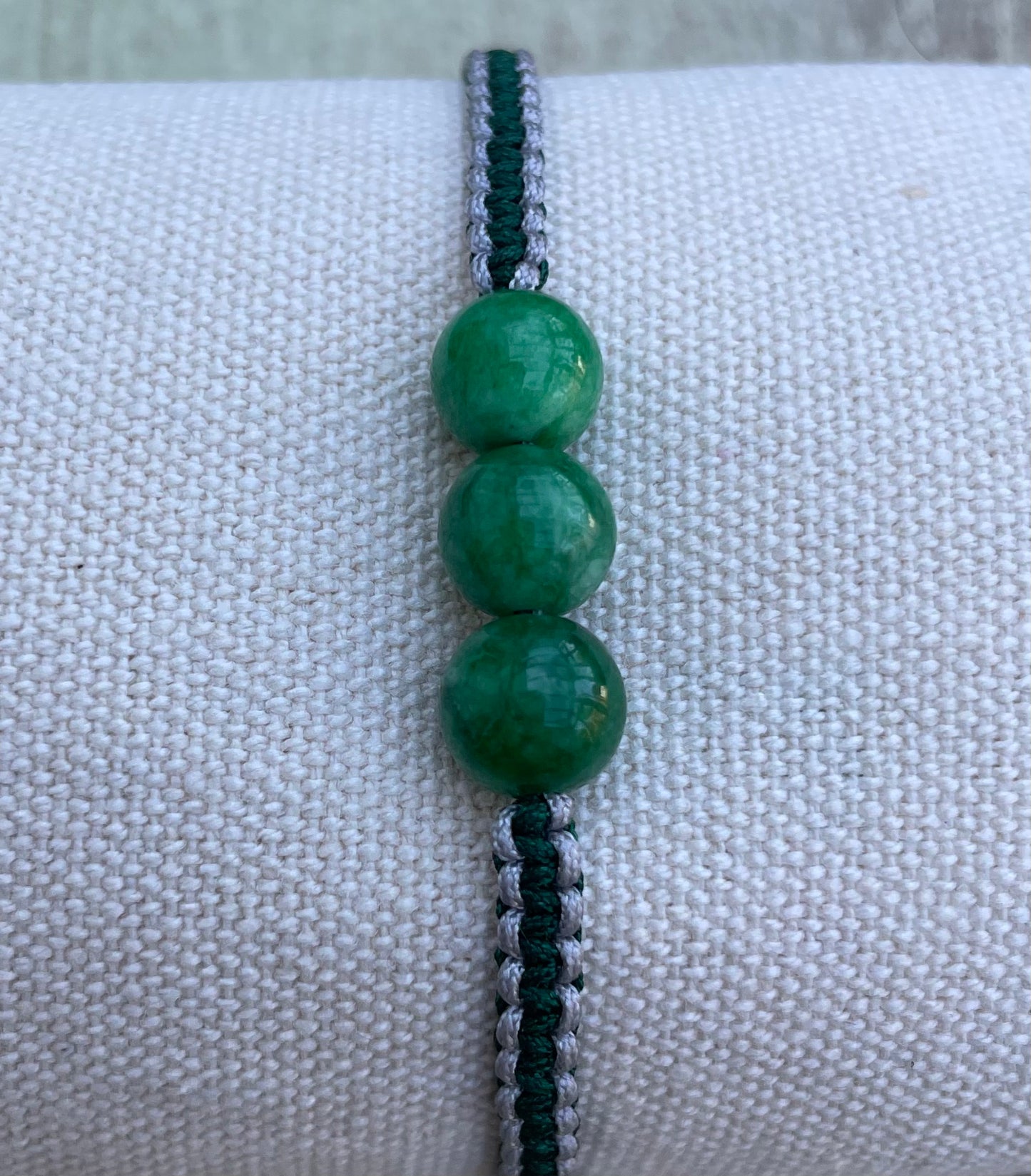 Handmade bracelet with green jade beads