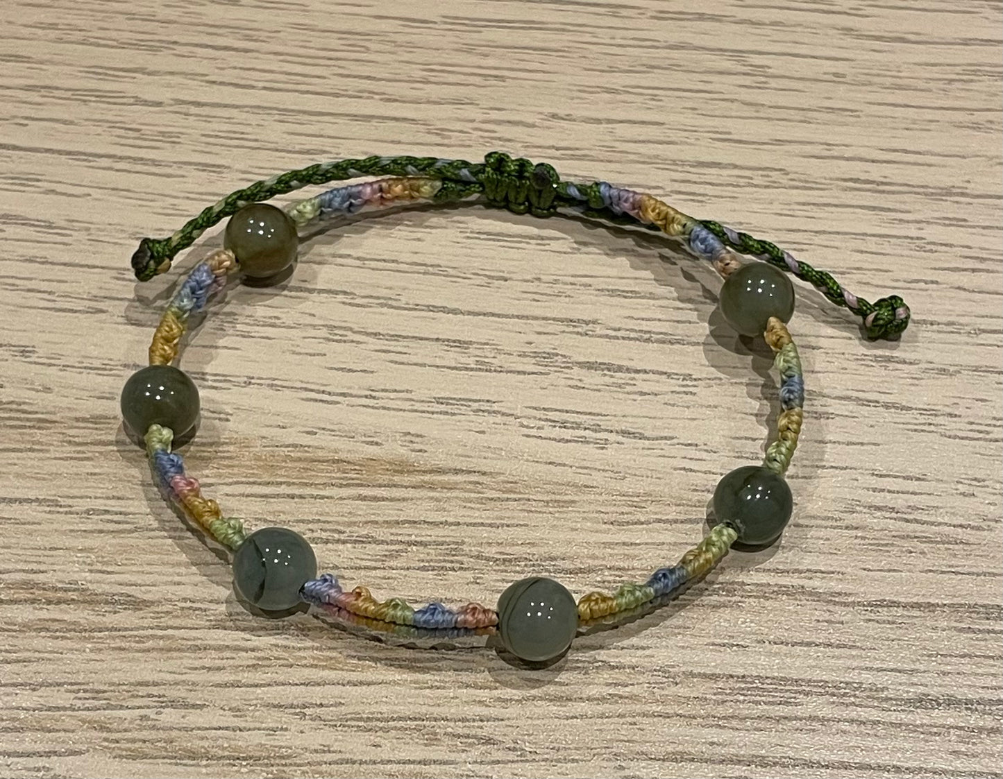 Handmade bracelet with green jade beads